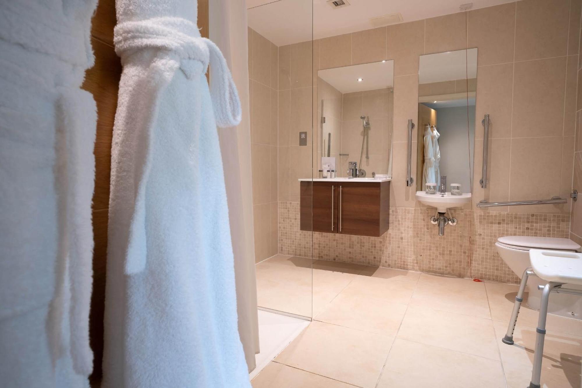 Double or Twin Room Disability Access