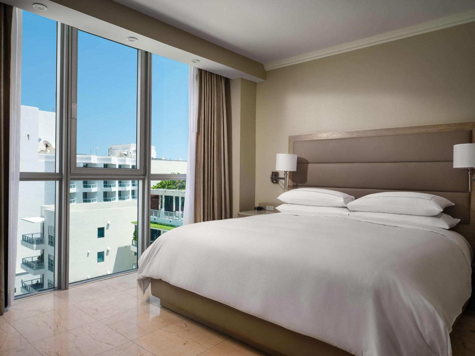 Suíte de 1 Quarto com Cama King-size e Vista da Cidade