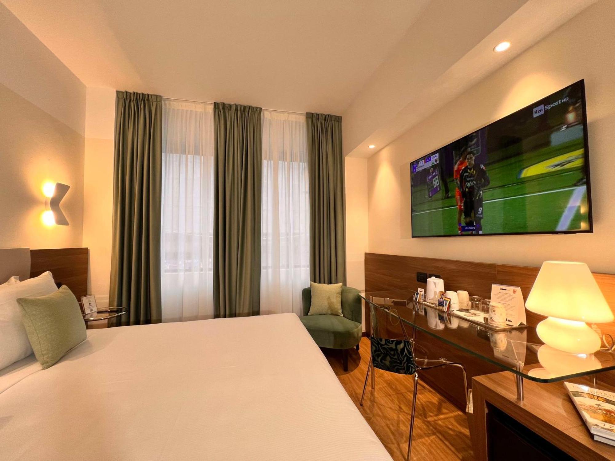 Comfort Queen Room