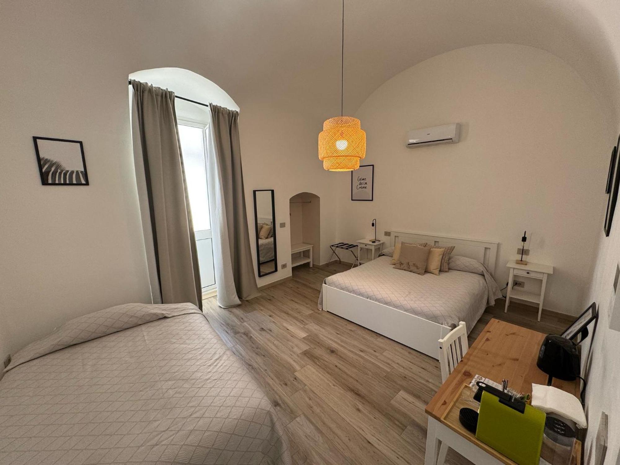 Quadruple Room Private Bathroom