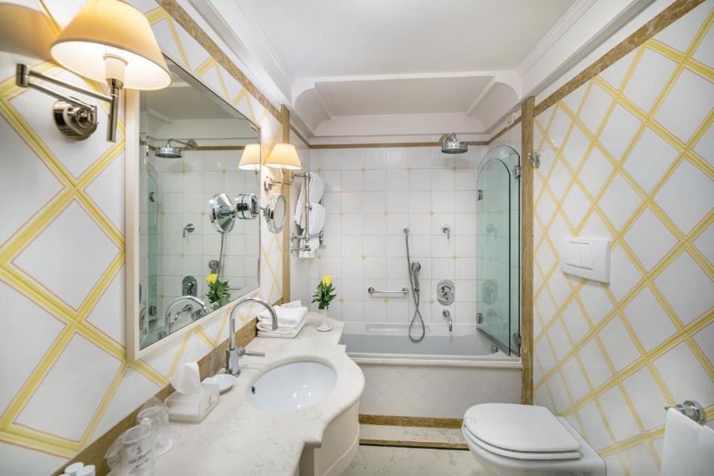 Deluxe Dreibettzimmer