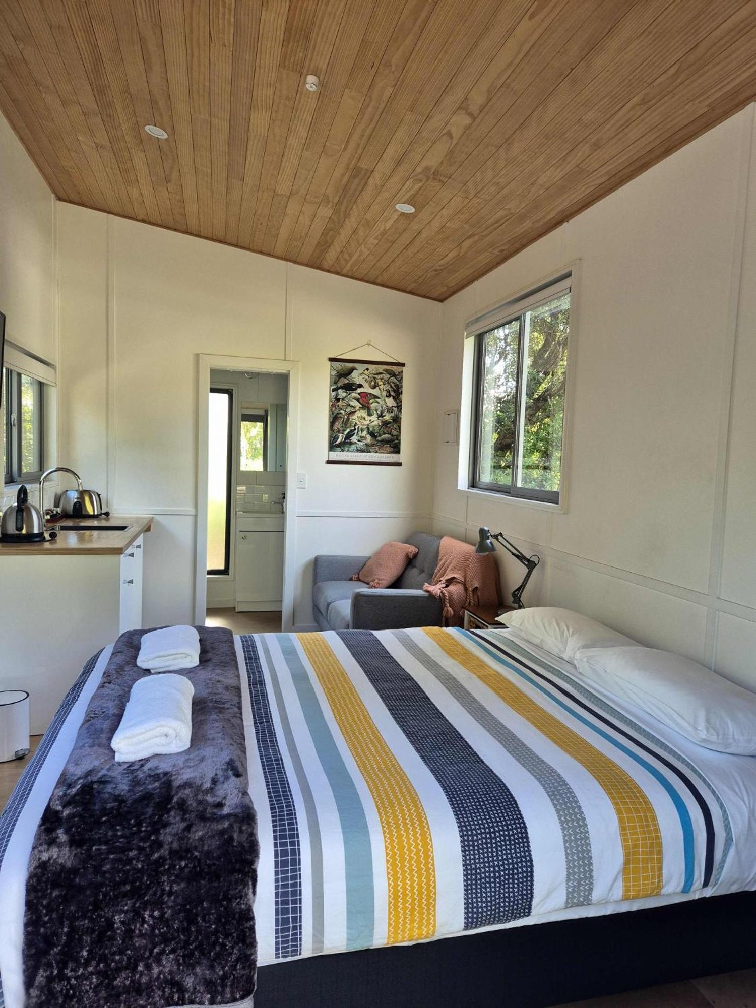 Double Room Private Bathroom