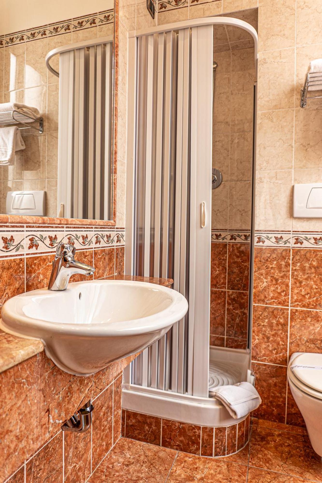 Chambre Double ou Lits Jumeaux Économique