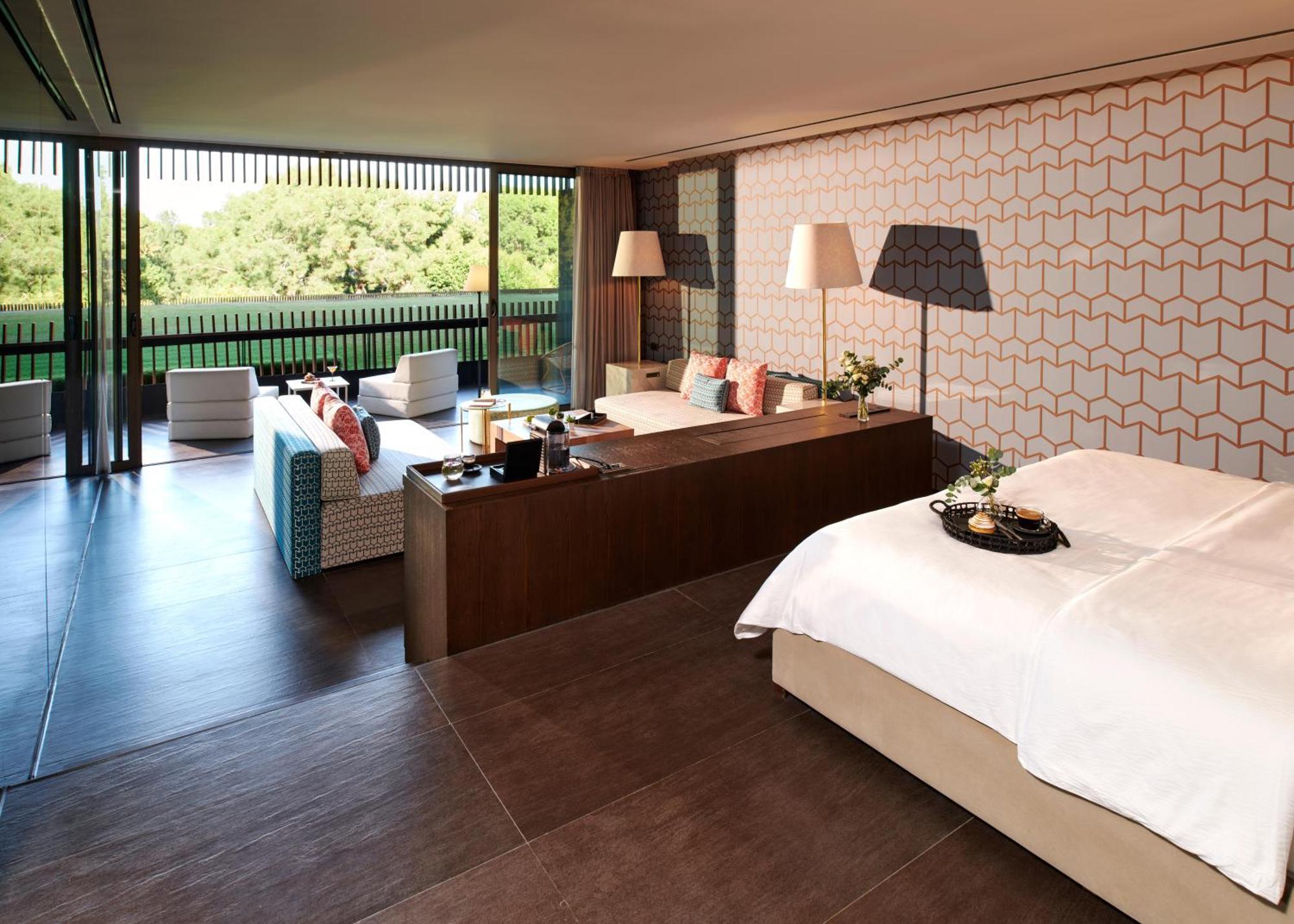 Suite Land