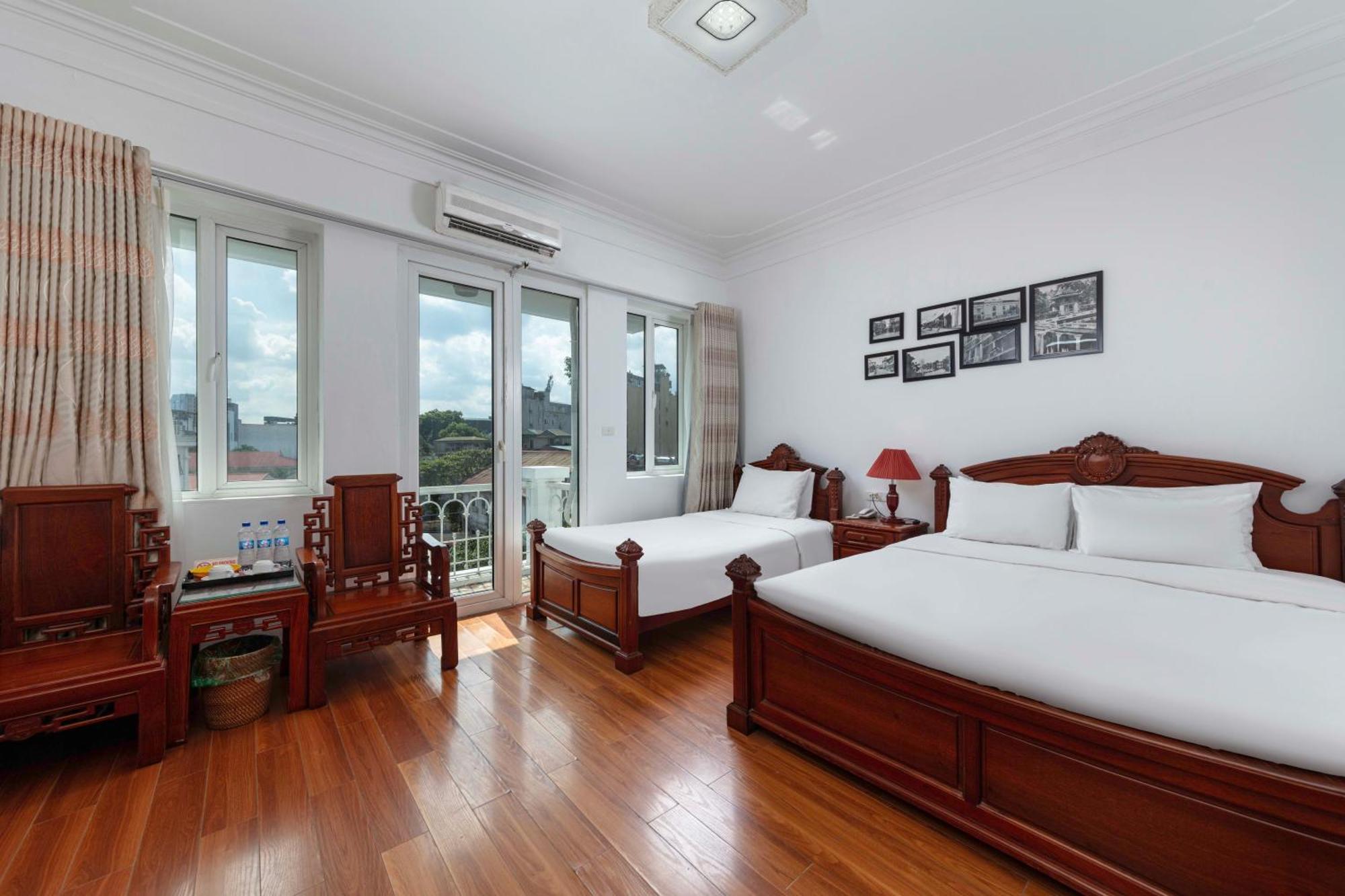 Triple Room Balcony