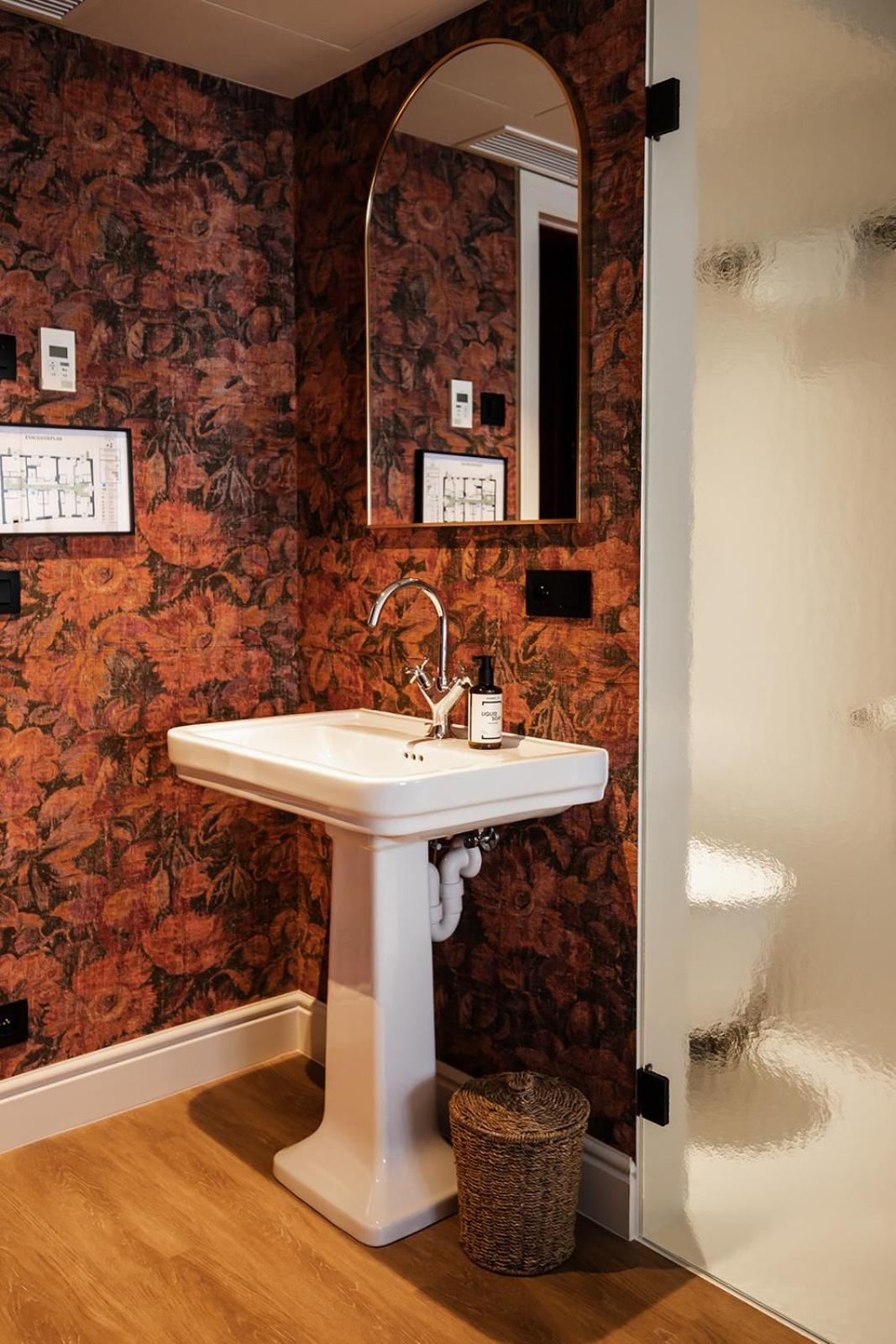 Quarto Individual com Banheiro Privativo