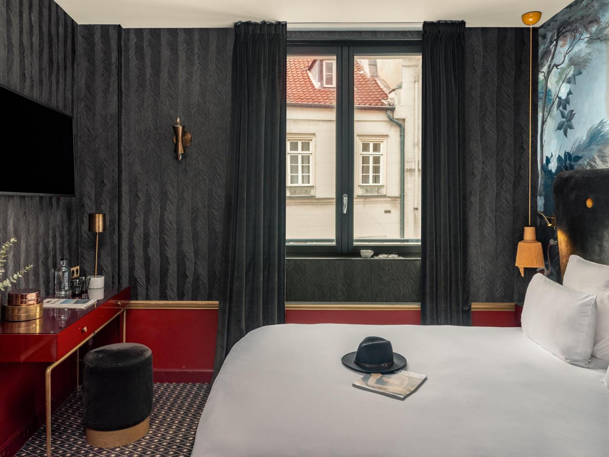 Classic Double Room