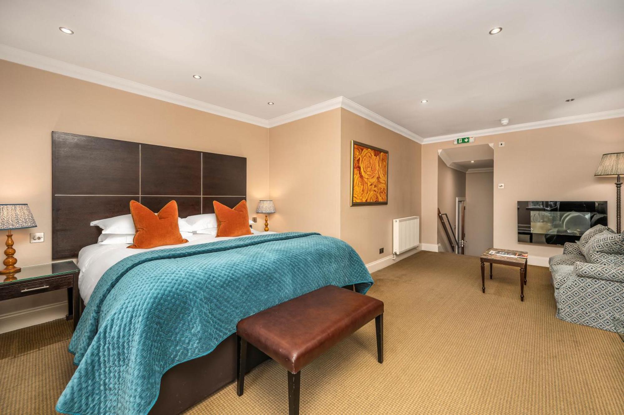 Decadent Room