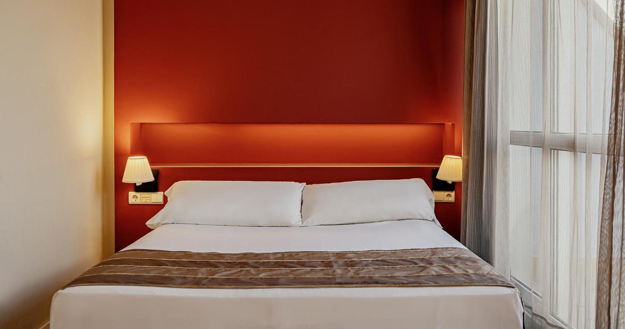 Deluxe Double or Twin Room with Spa Bath