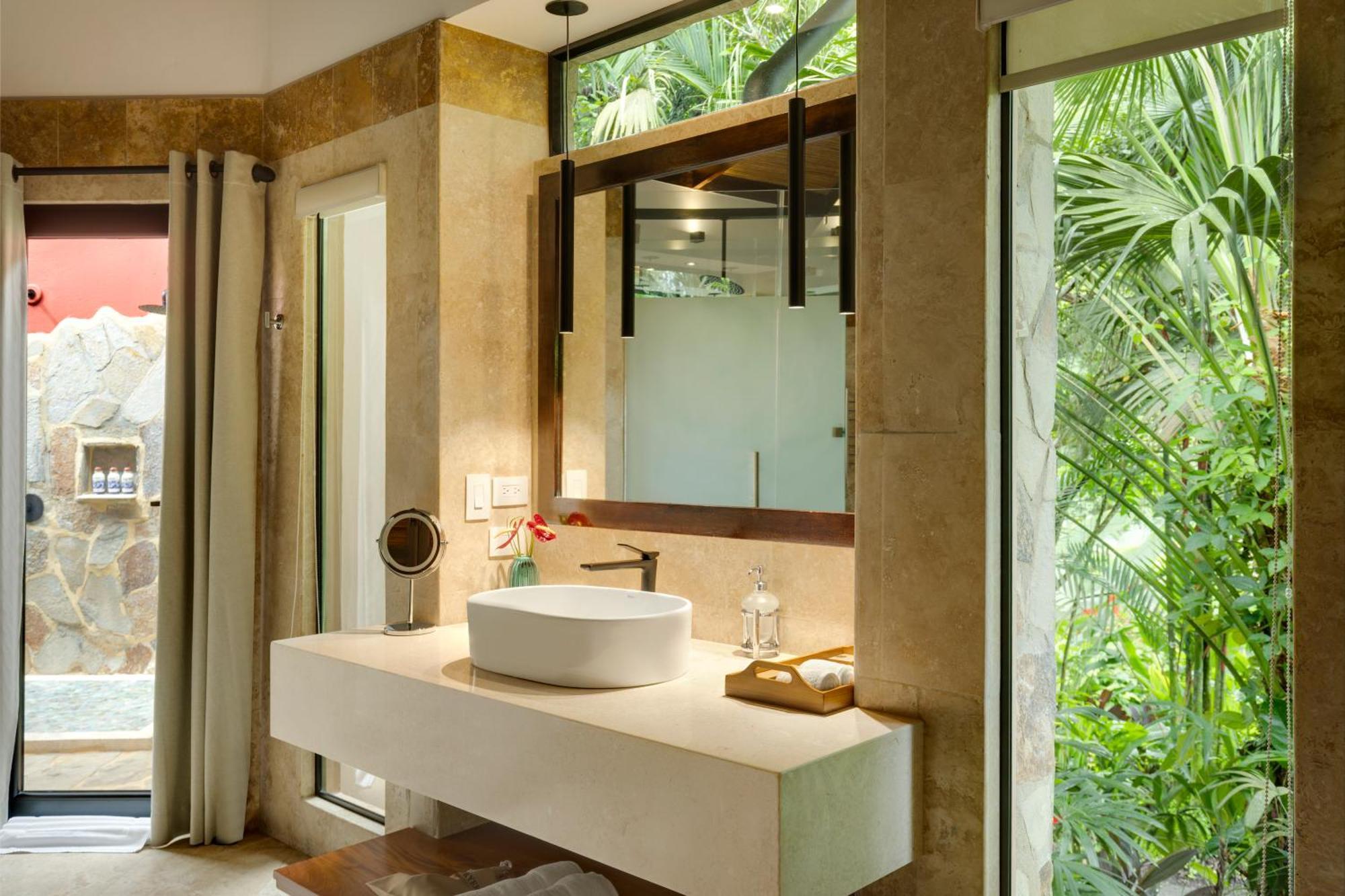 Suite Private Pool