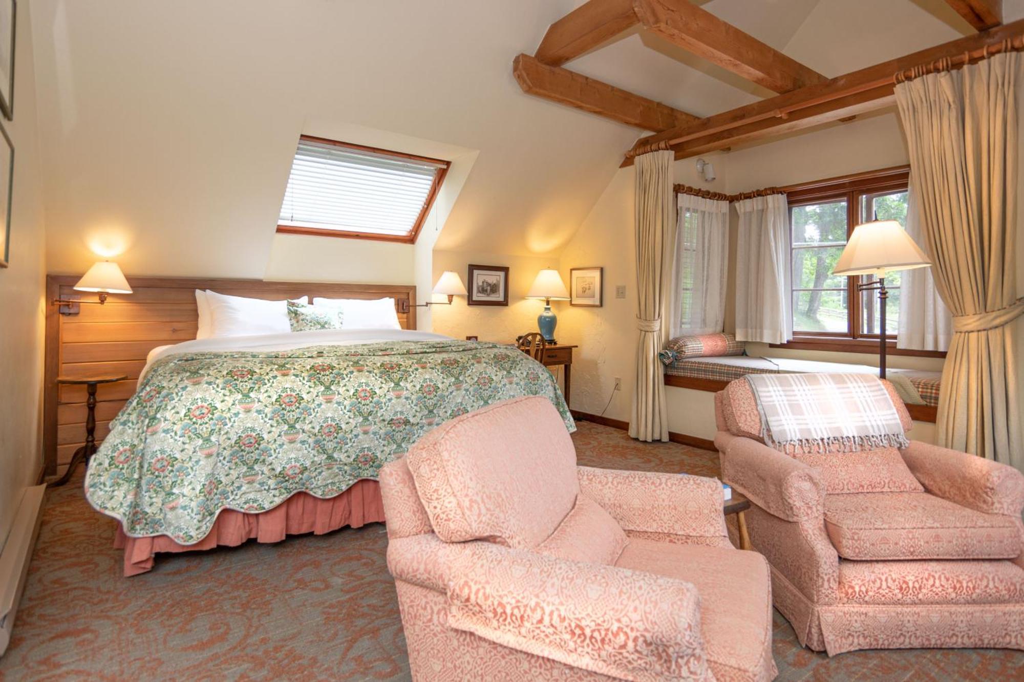 Standard King Room Hayloft