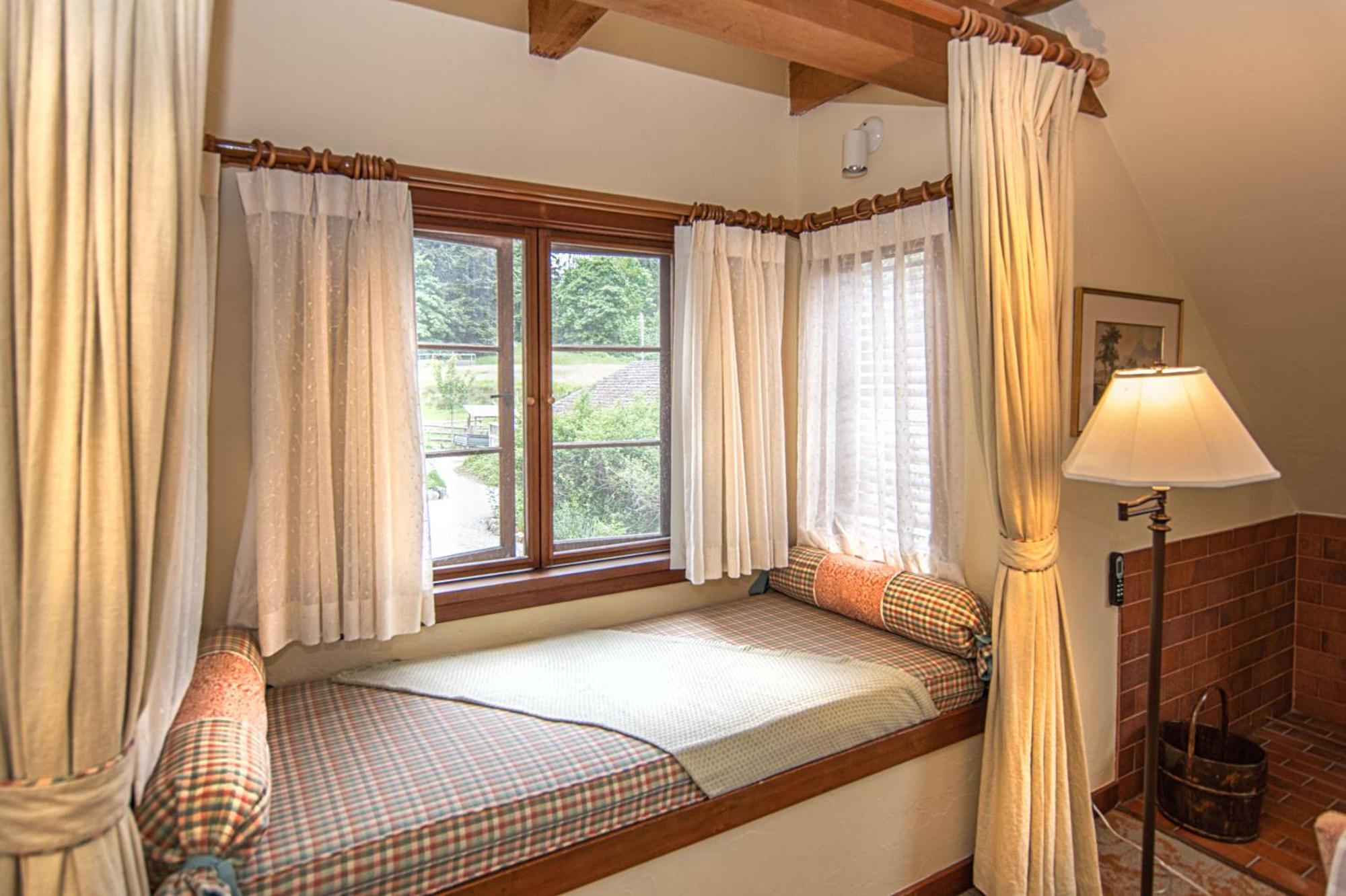 Standard King Room Hayloft