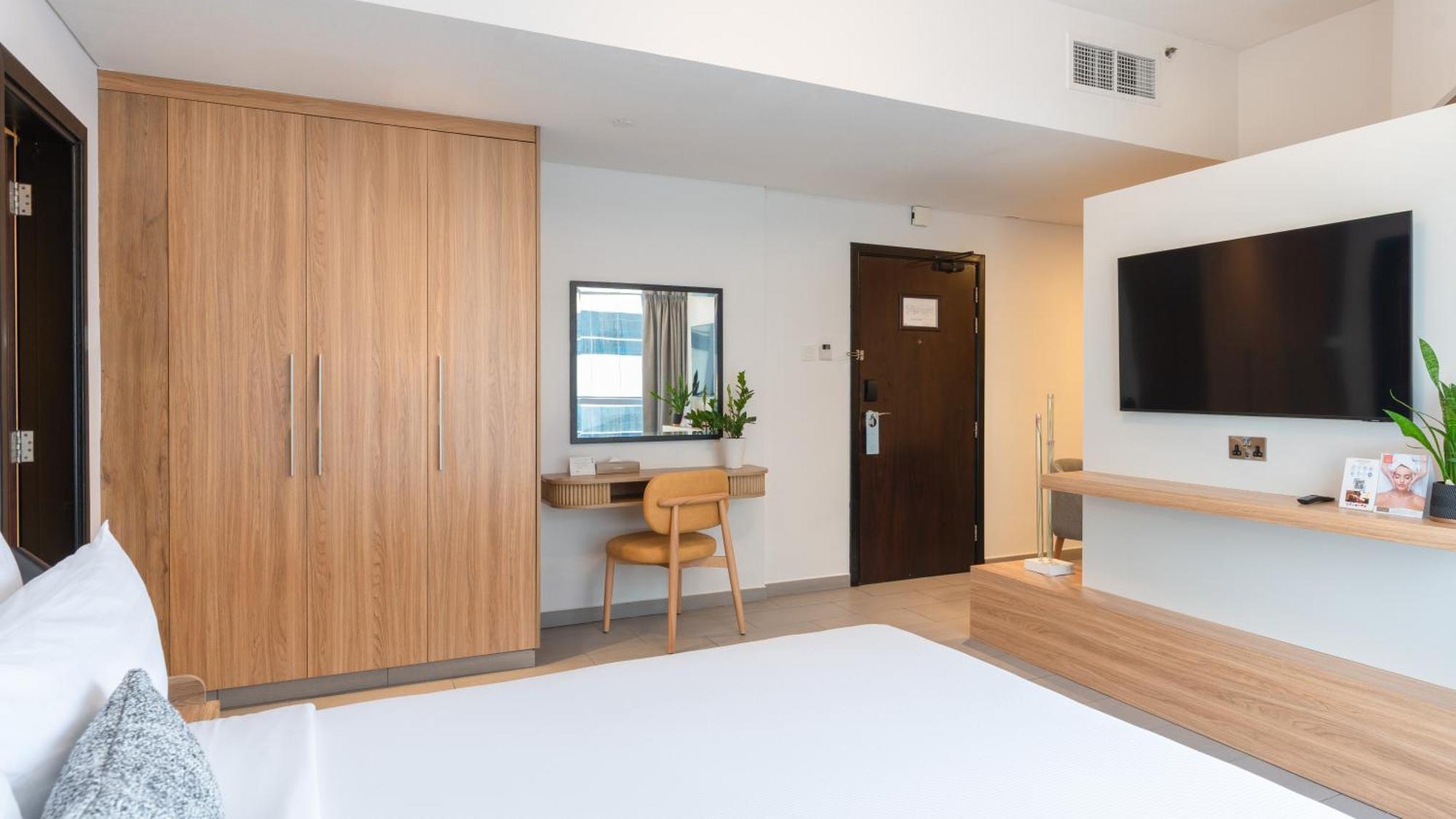Executive Studio