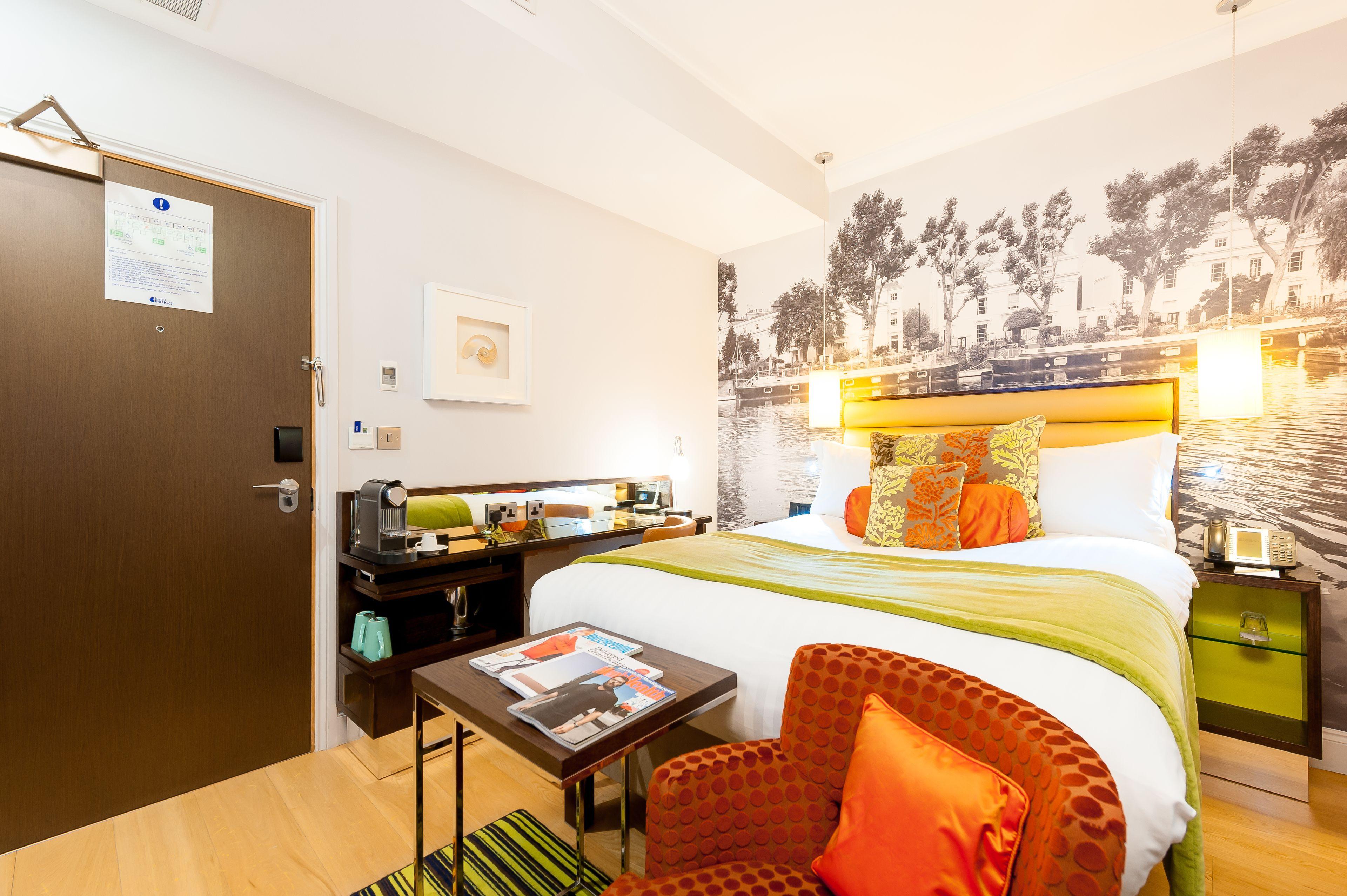 Standard Queen Room
