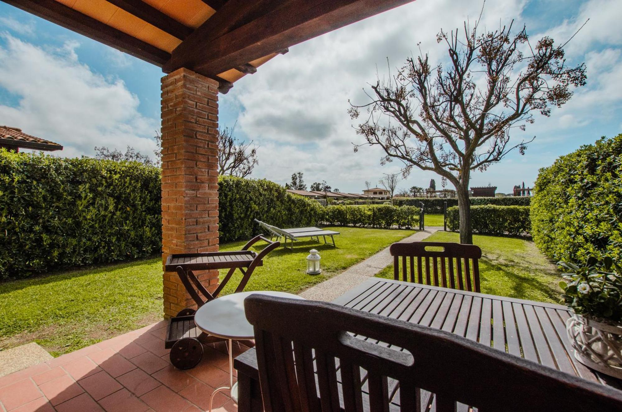 Villa Garden View