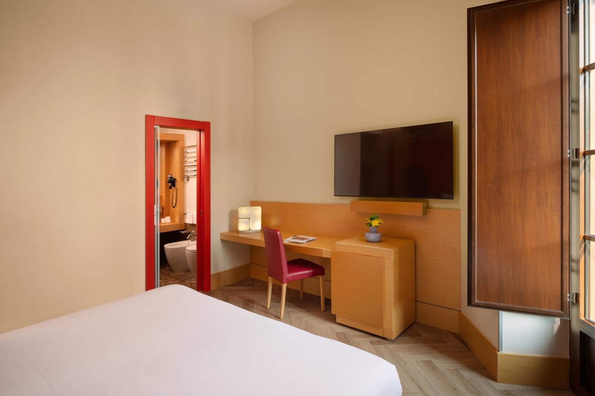 Superior Double Room,1739369481:JPEG