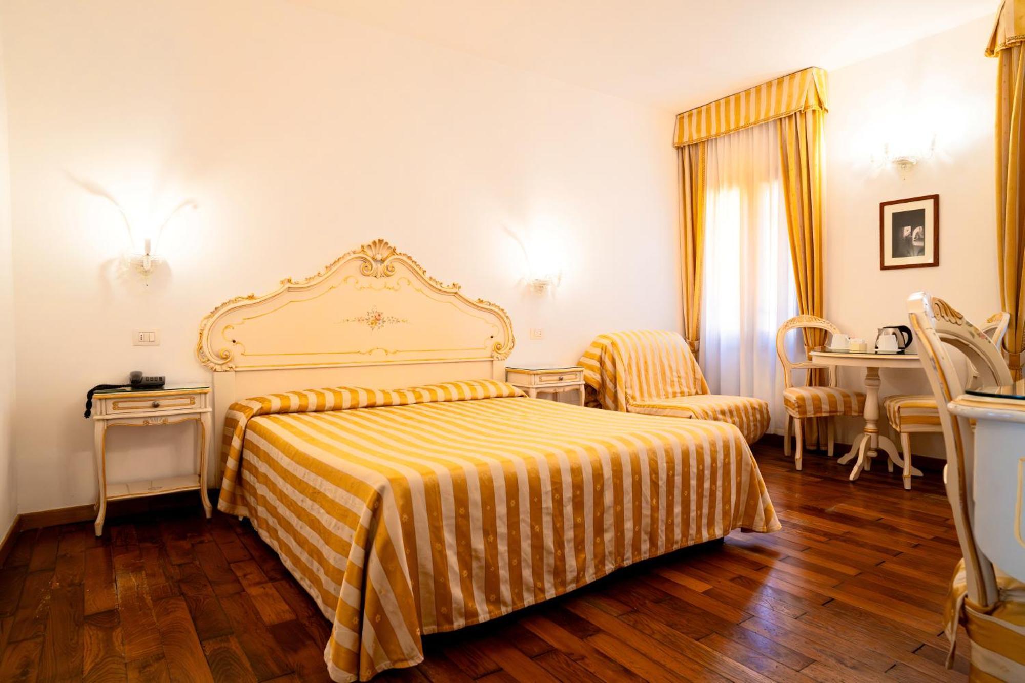 Chambre Double ou Lits Jumeaux