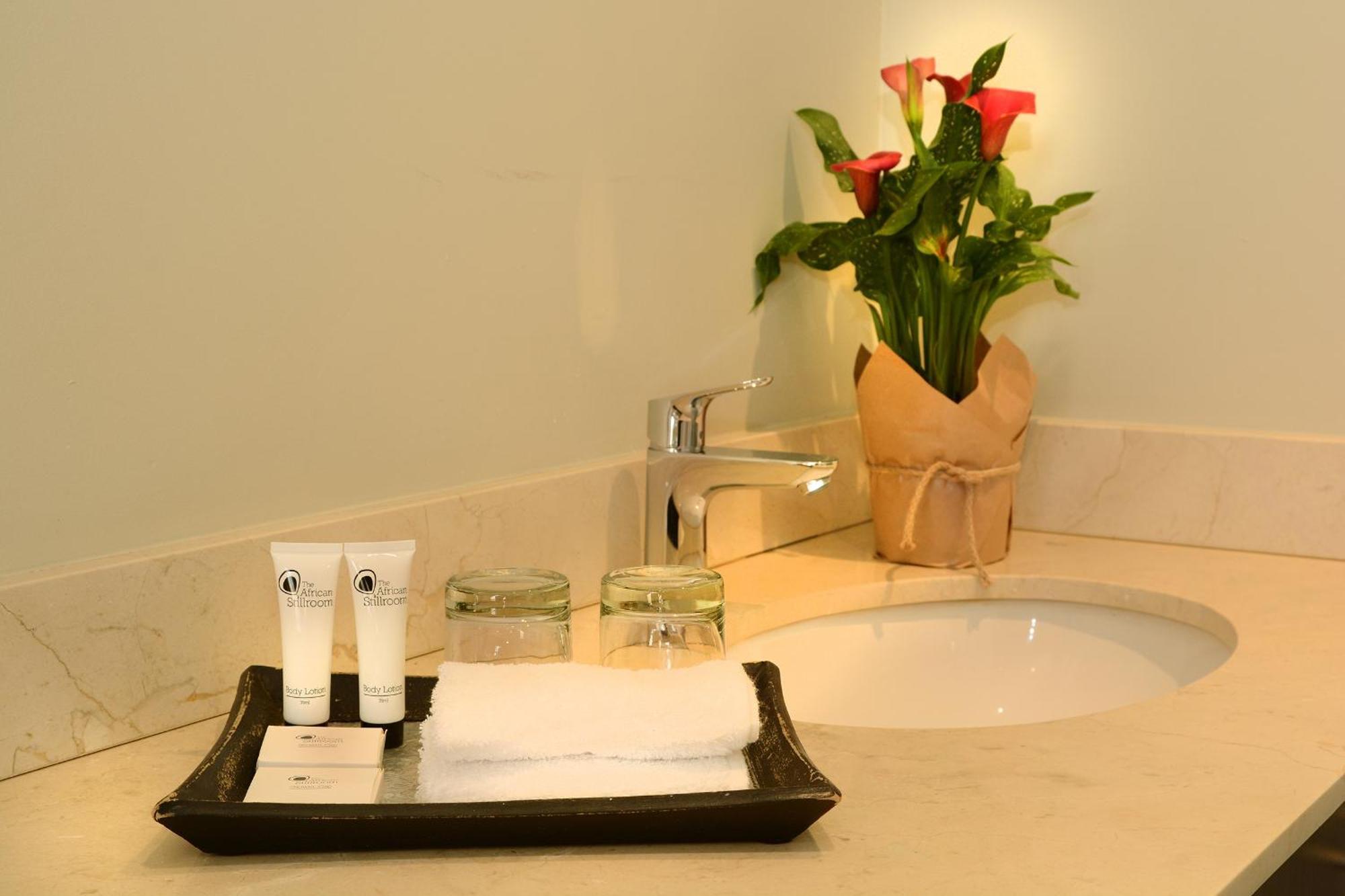 Baobab King or Twin Room Ground Floor