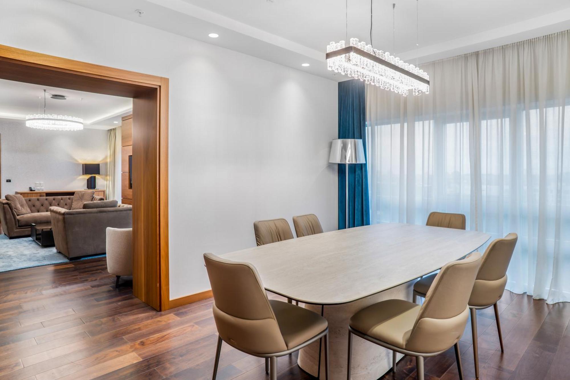 Presidental Suite 1 Bedroom Presidential Suite 1 King