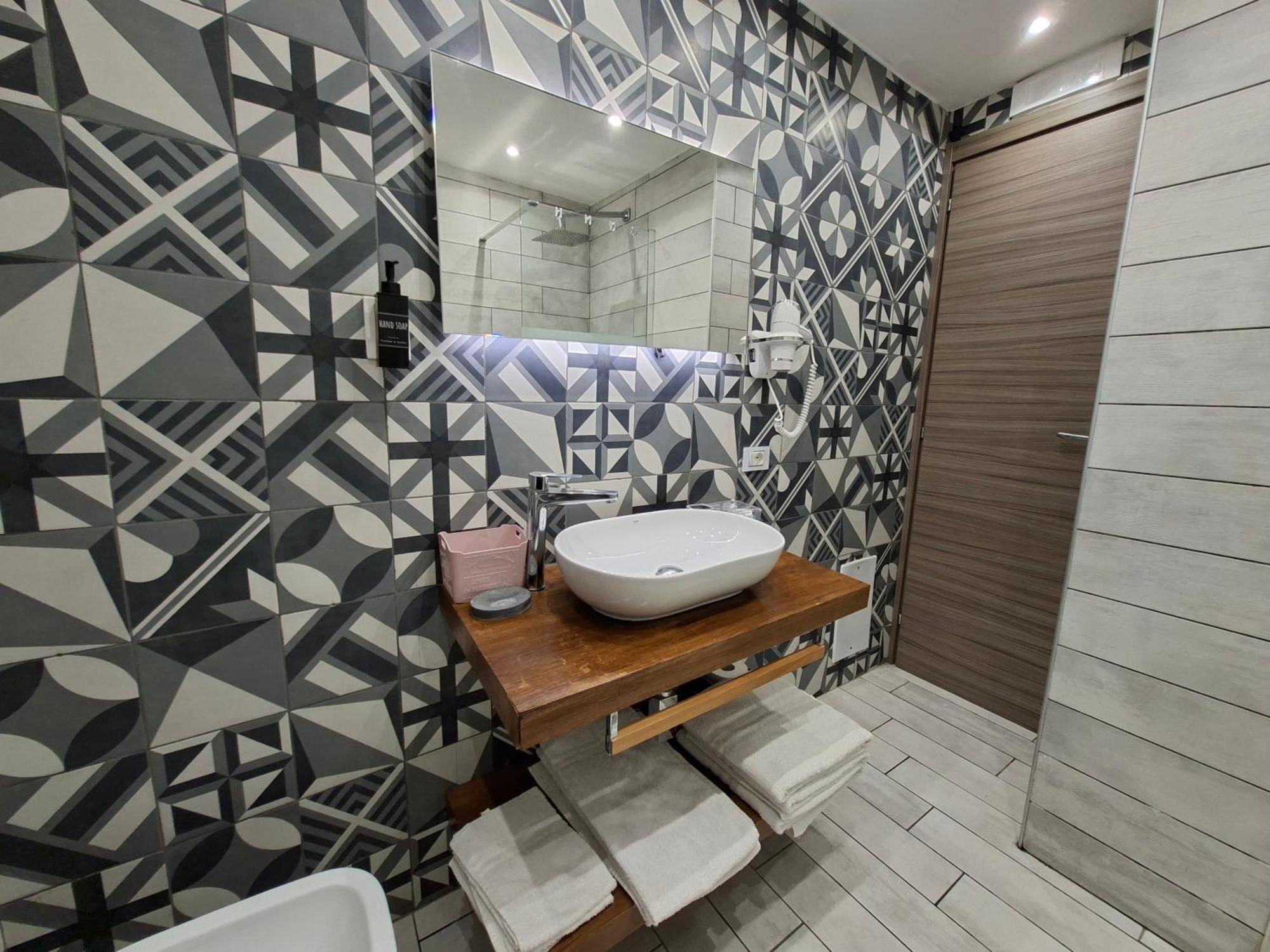 Habitación Doble con baño privado - 1 o 2 camas