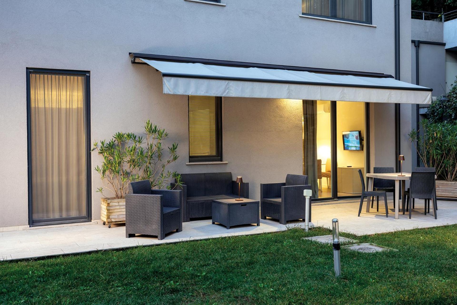 One-Bedroom Apartment Garden