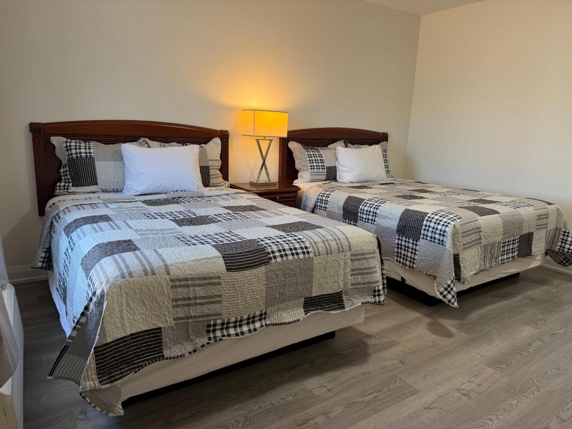 Queen Room Two Queen Beds
