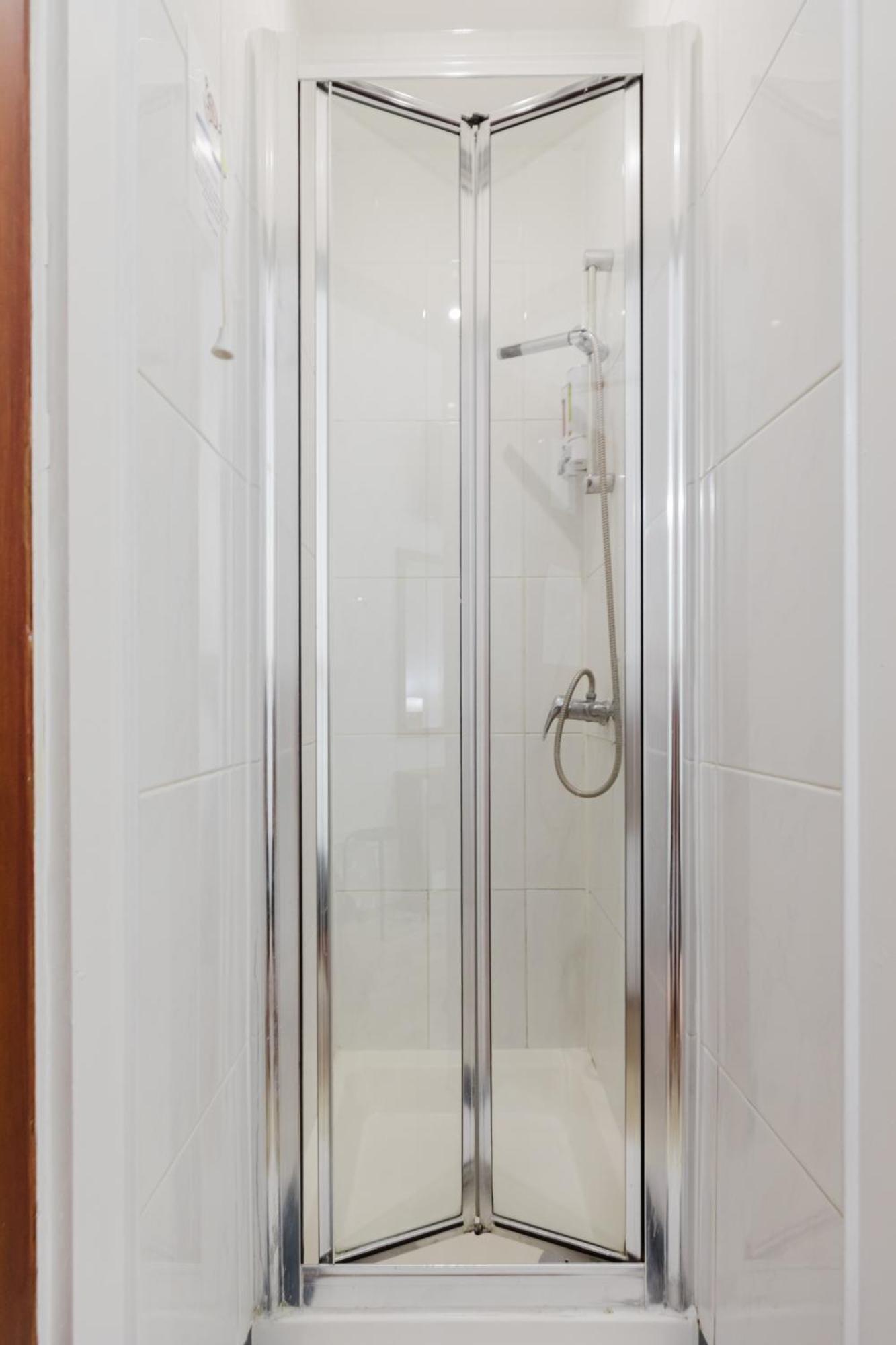 Double Room Private External Bathroom