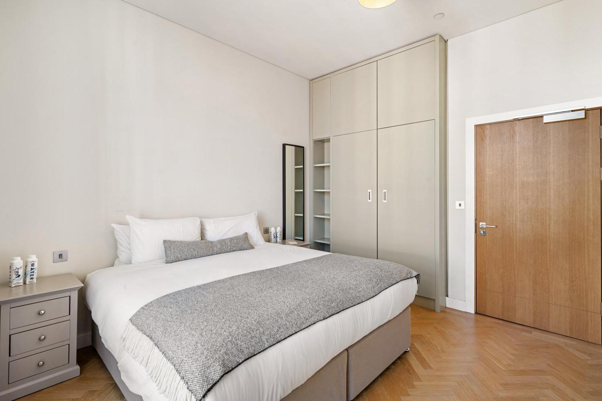 One-Bedroom Apartment,1770022818:JPEG