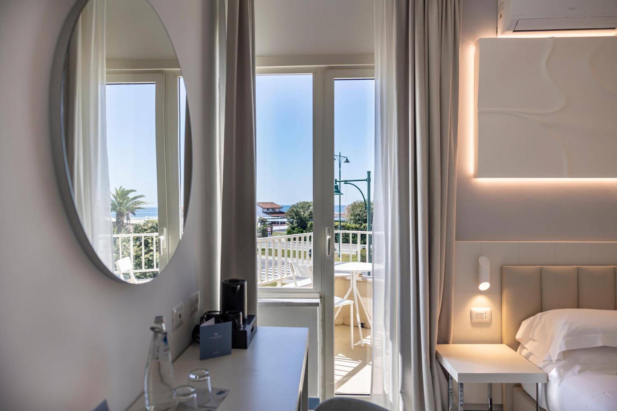 Sea Front Superior Double or Twin Room