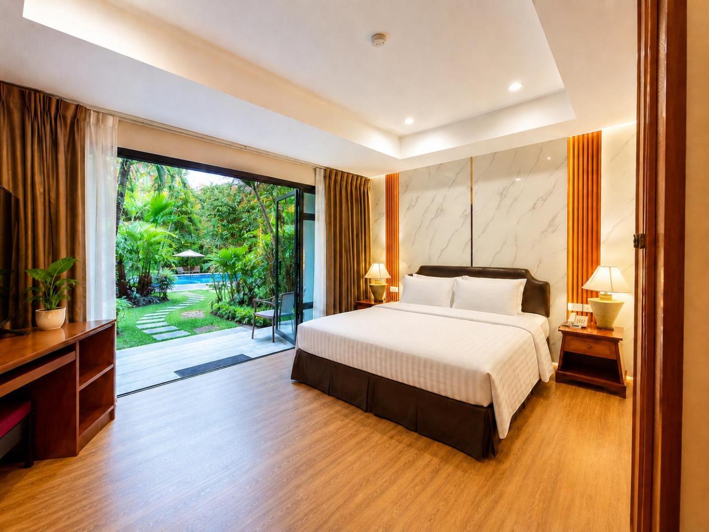 Suite with Terrace