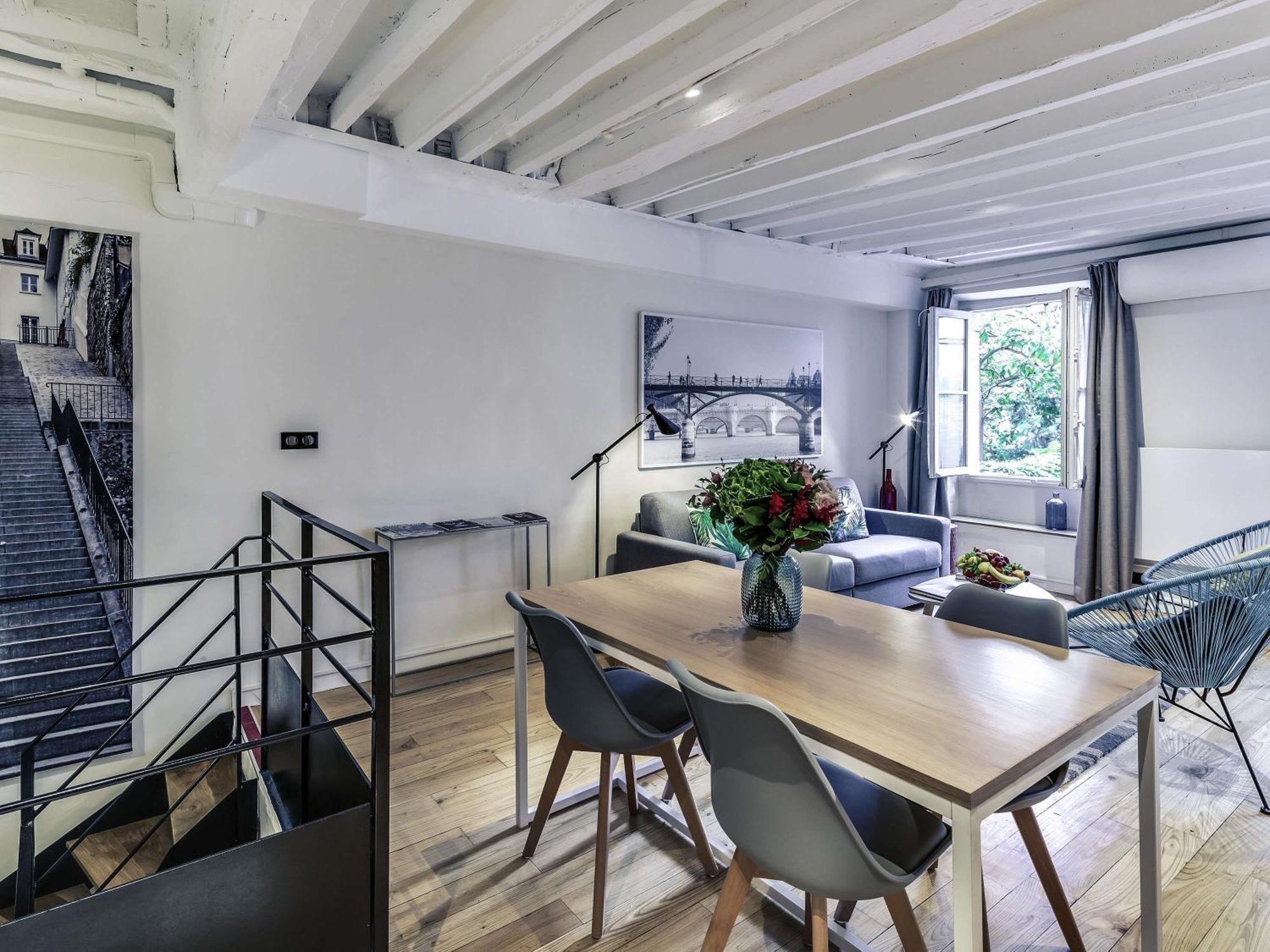 One-Bedroom Duplex Apartment
