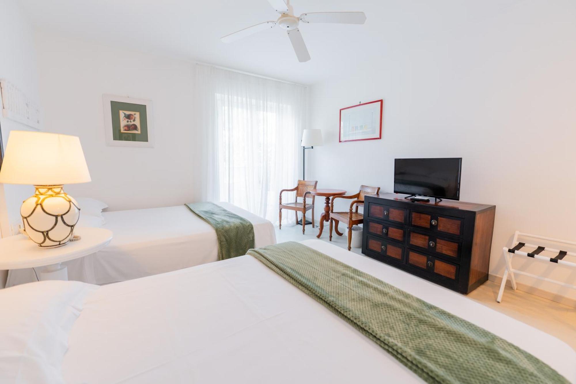 Double Room Lake View