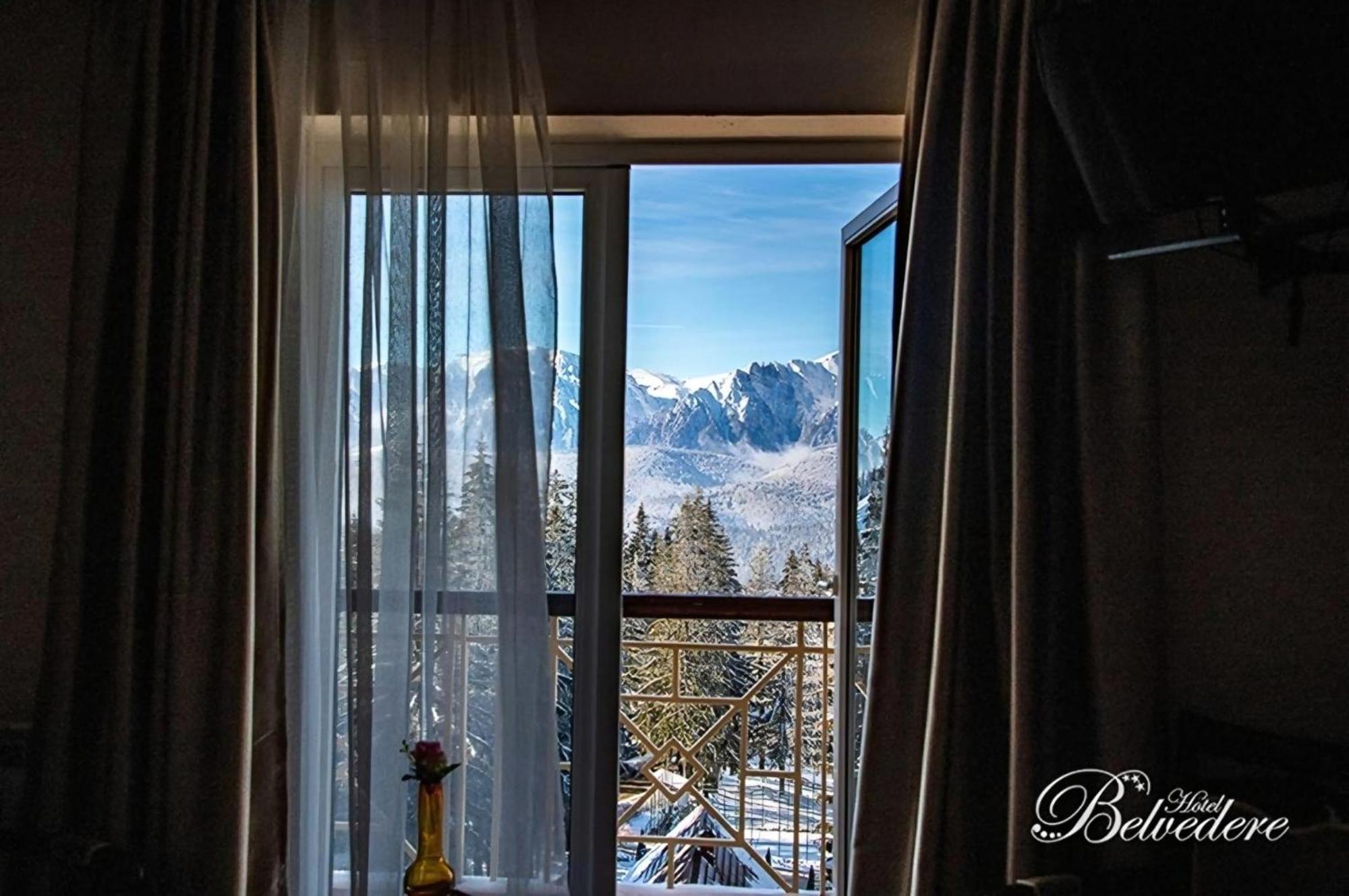 Double Room Mountain View