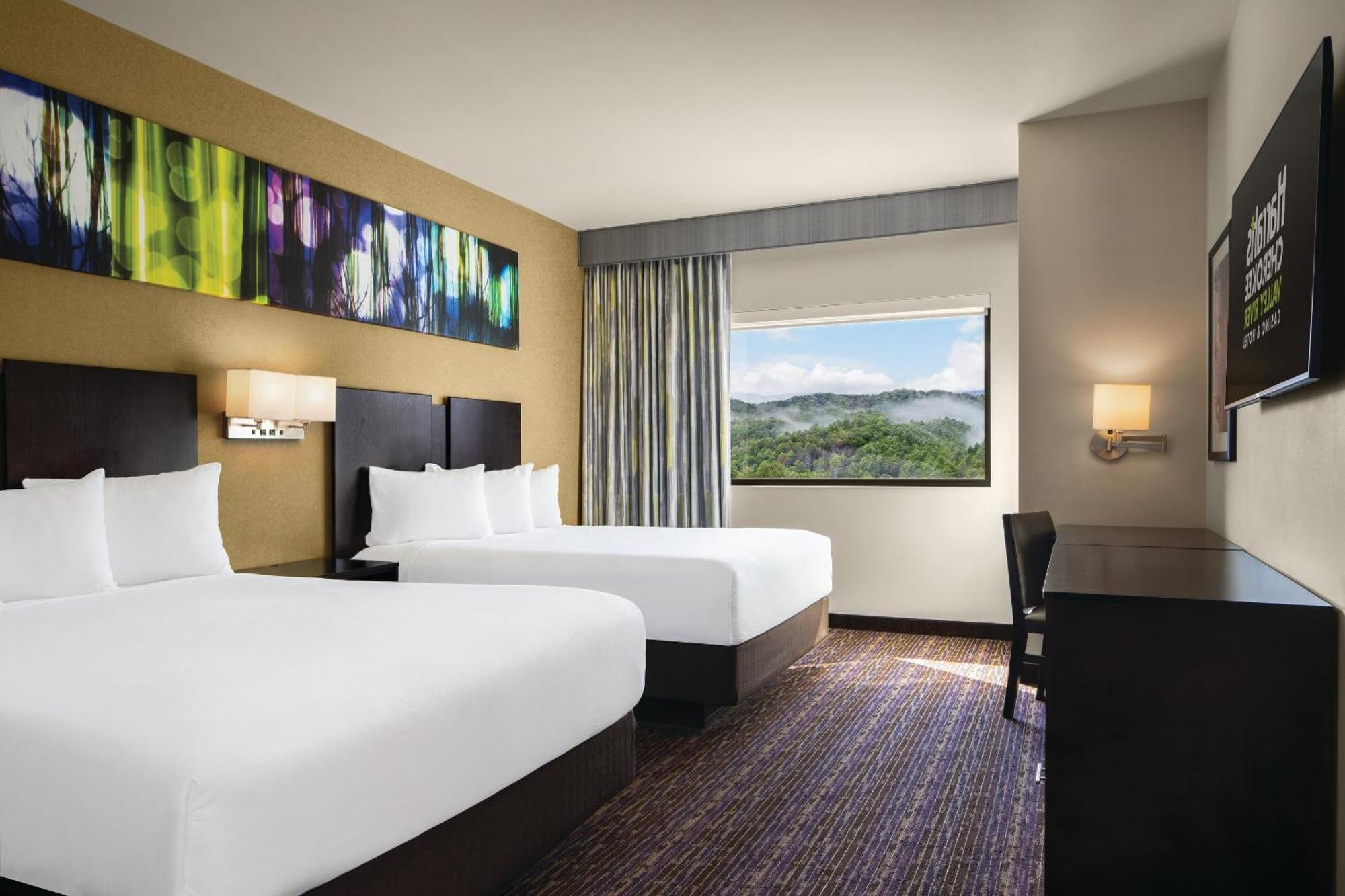 River Tower Luxury 2 Queen Beds