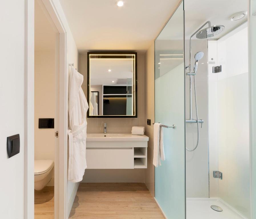 The Innside Premium Room with Balcony