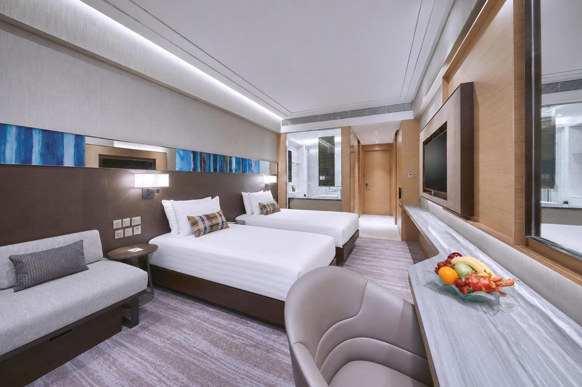 Tower Cityview Room