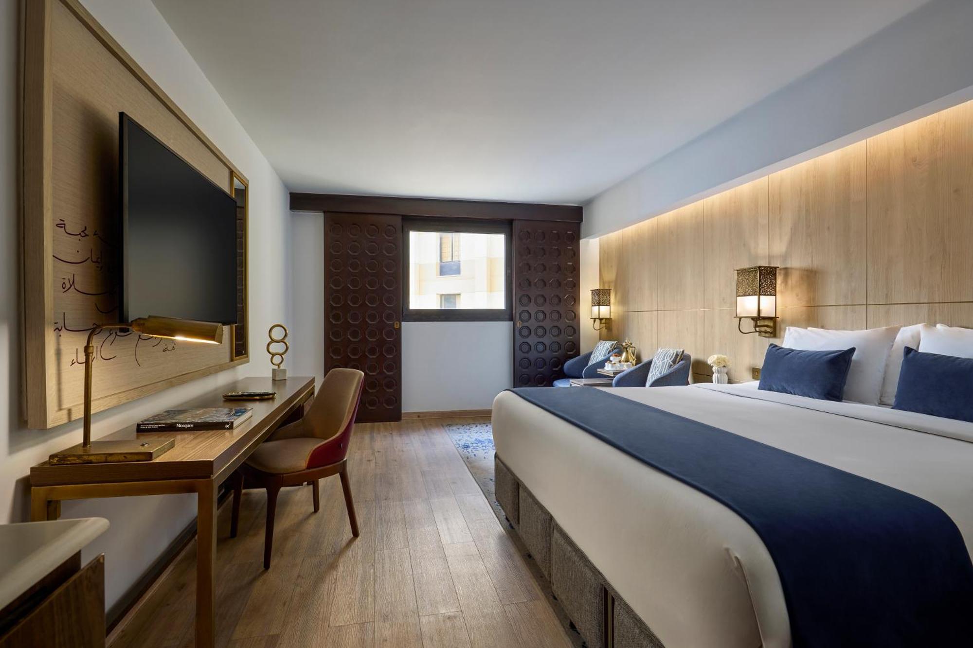 Superior King Room