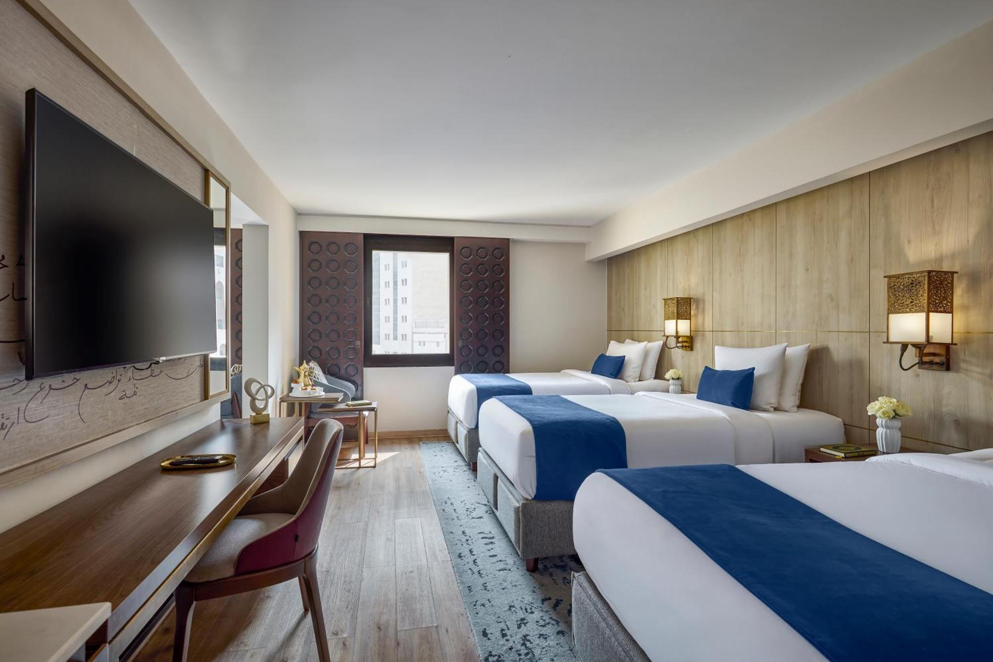 Deluxe Suite