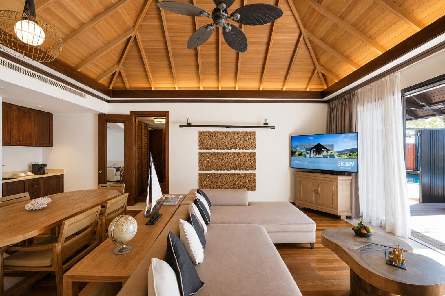 Grand Beach Pool Villa