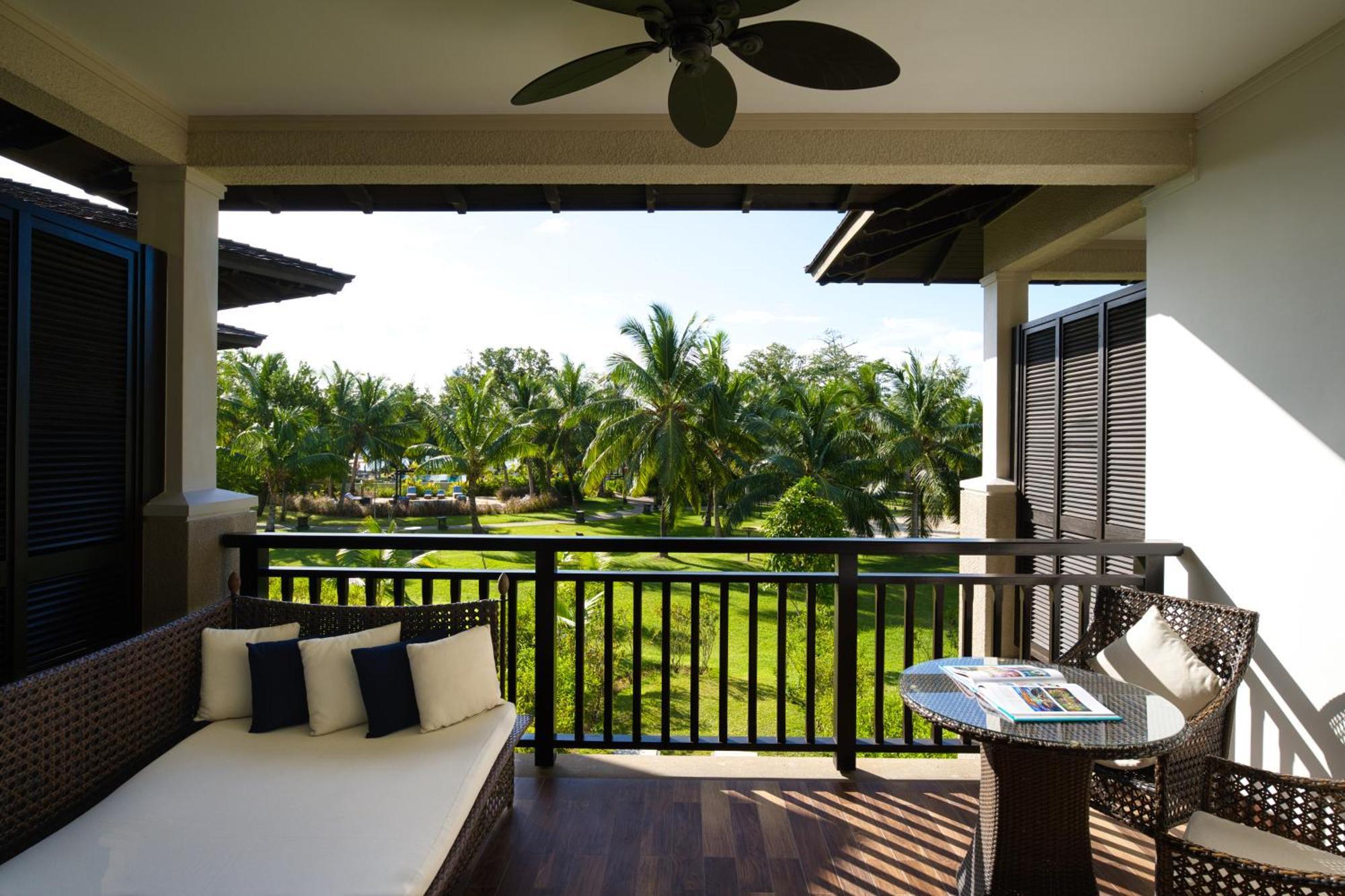 Junior Twin Suite Balcony
