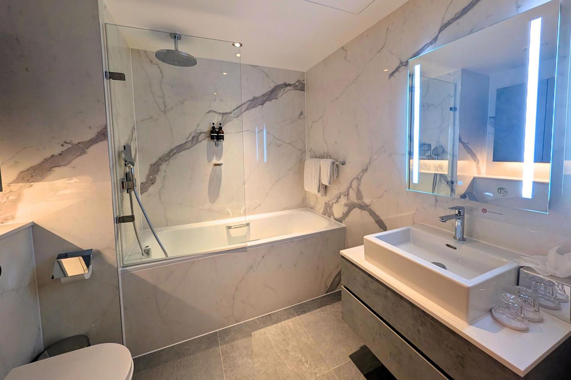Executive Studio Kitchenette