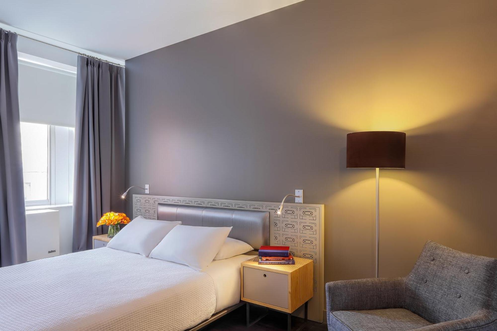 Quarto com Cama Queen-size