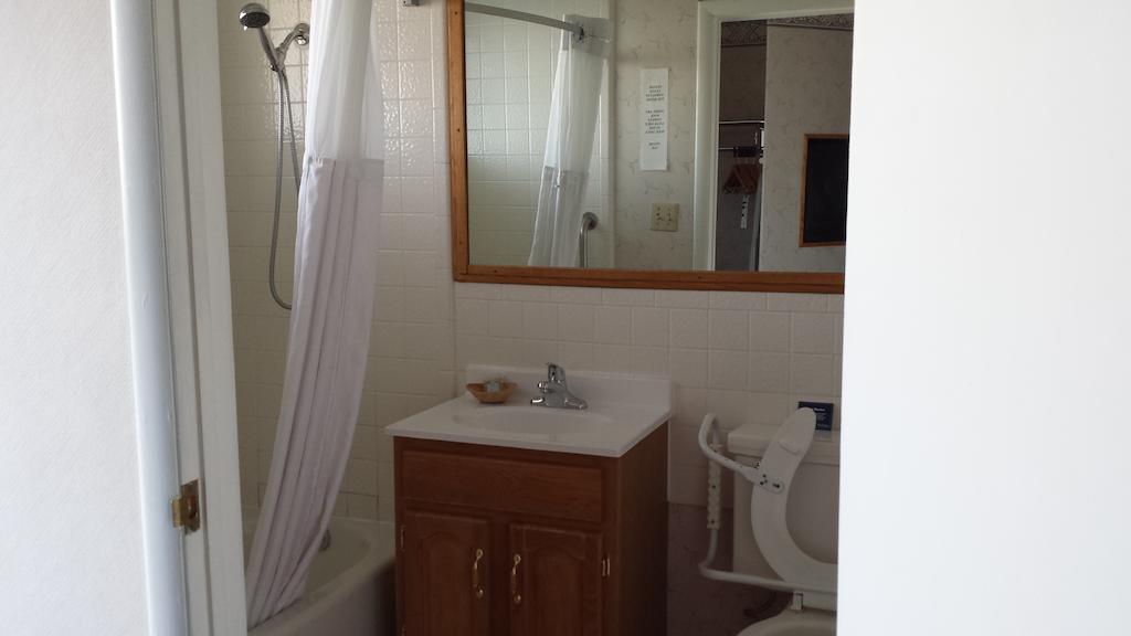 Standaard Kamer met 2 Queensize Bedden - Rookvrij