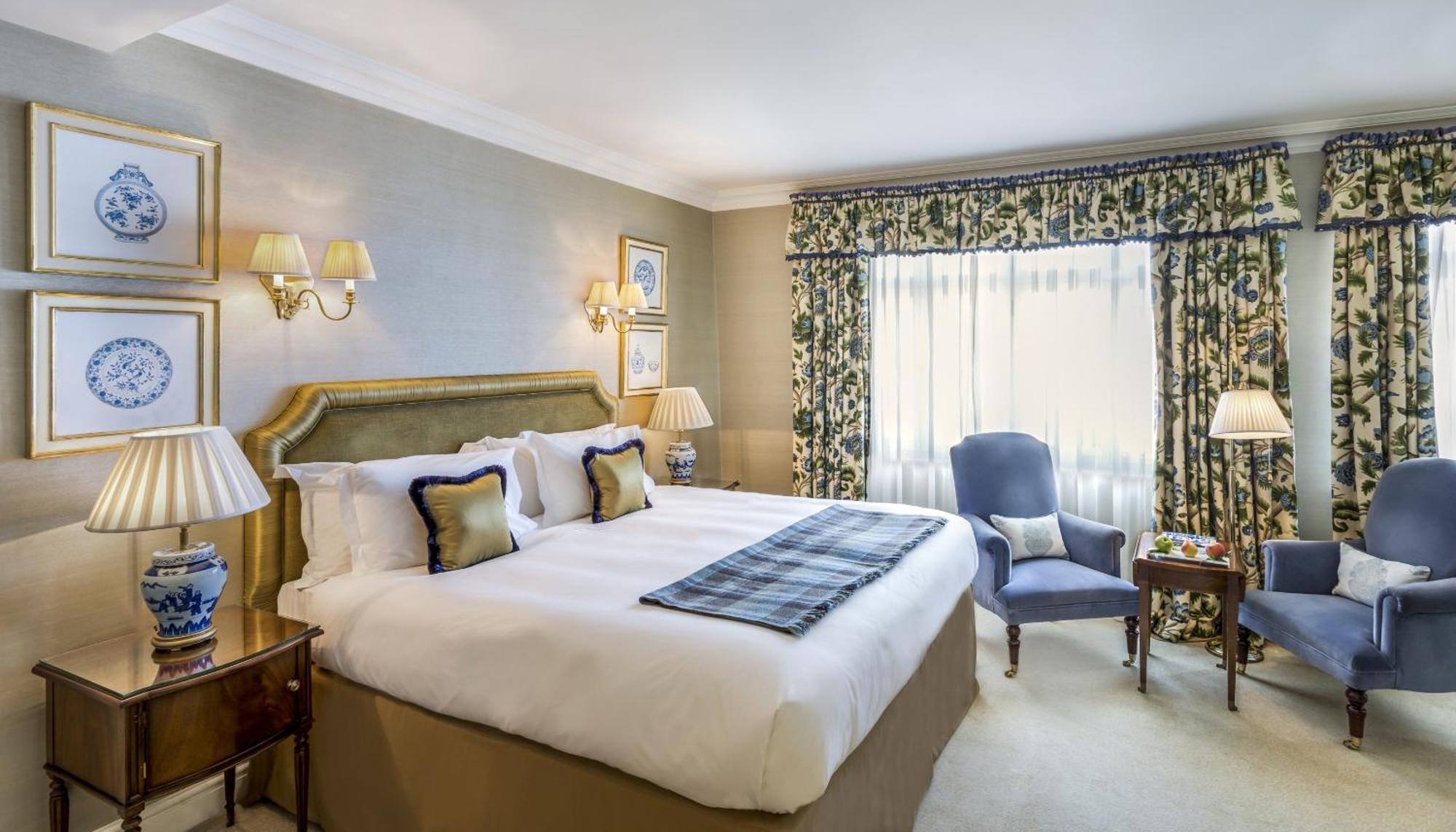 Deluxe Zimmer mit Kingsize-Bett