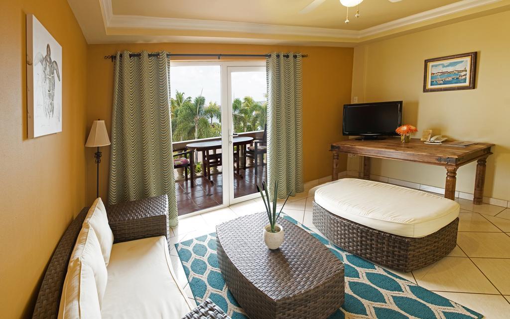 One-Bedroom Apartment Ocean View