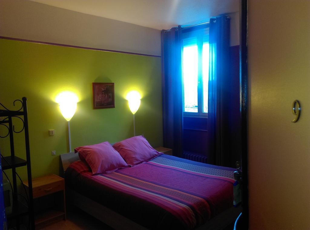 Double Room Private Bathroom