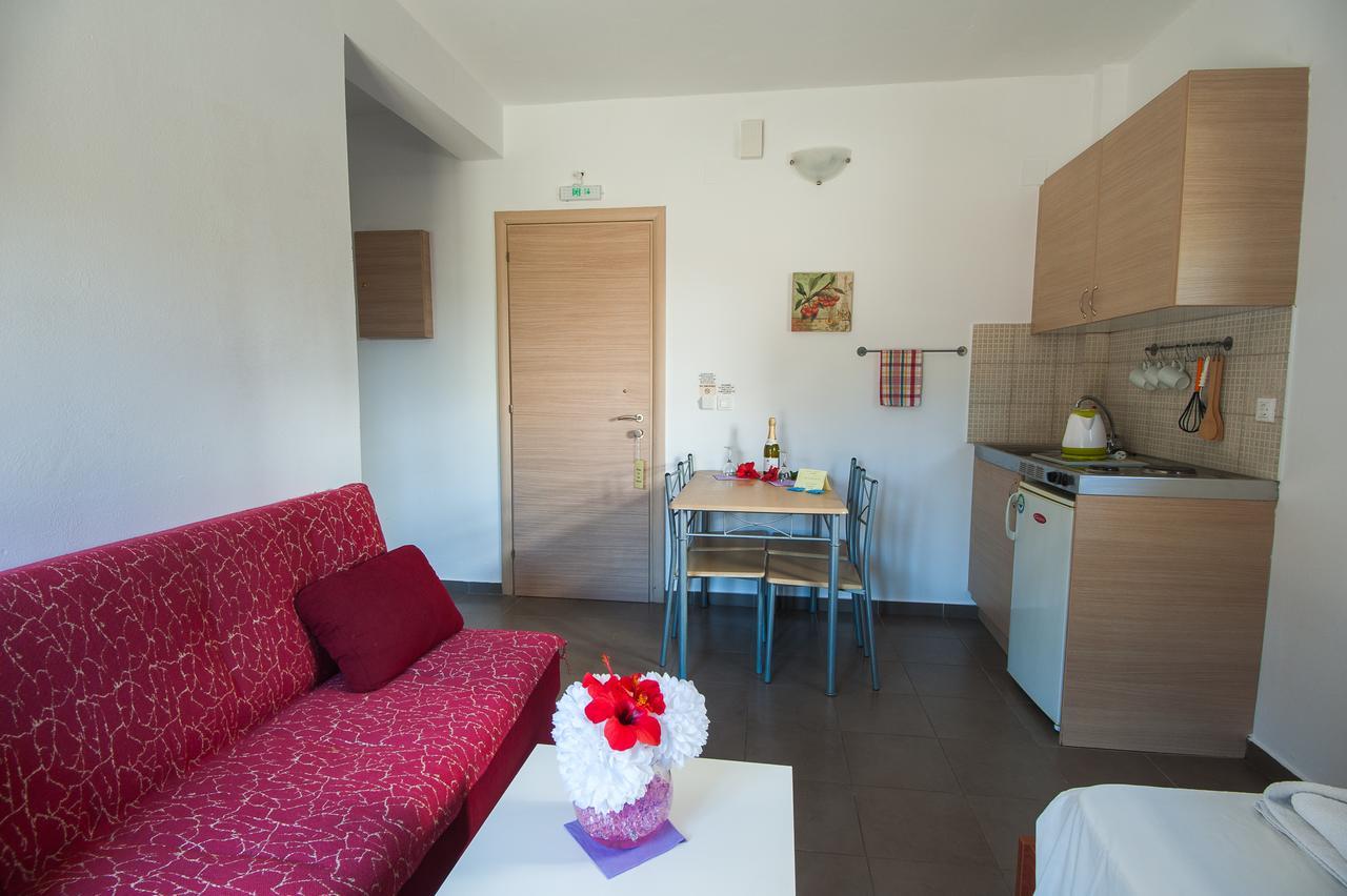 One-Bedroom Apartment - Ground Floor,507543405:JPEG