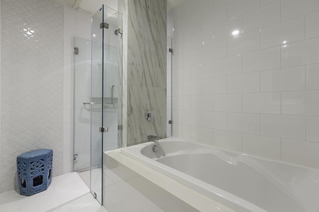 Deluxe Double or Twin Room with Balcony