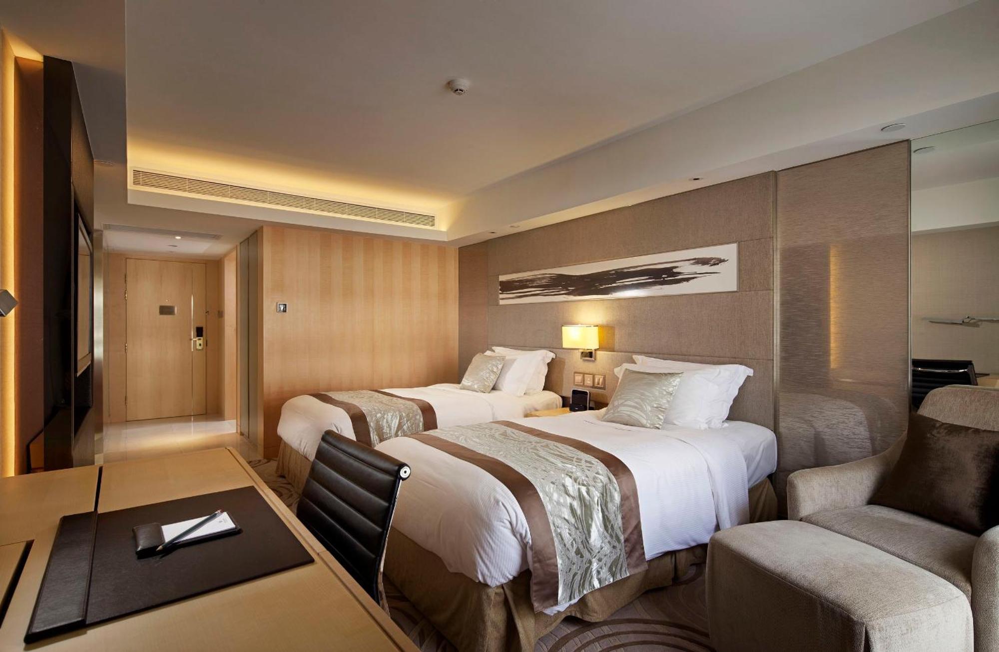 Quarto Deluxe Queen ou com 2 Camas de Solteiro