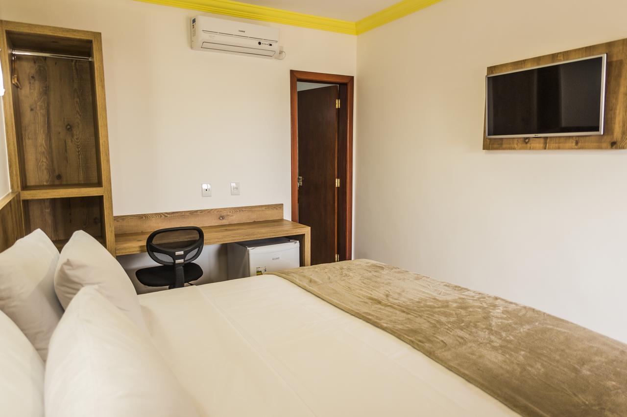 Quarto Superior com Cama King-size